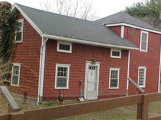 Building photograph for 38 VALLEY ROAD